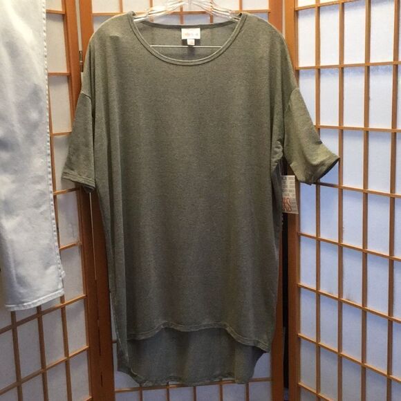 3/$20 LuLaRoe Short Sleeve Tunic (Long T-shirt) - Picture 1 of 8